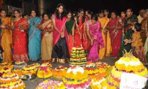 Bathukamma festival begins in Telangana_4.1