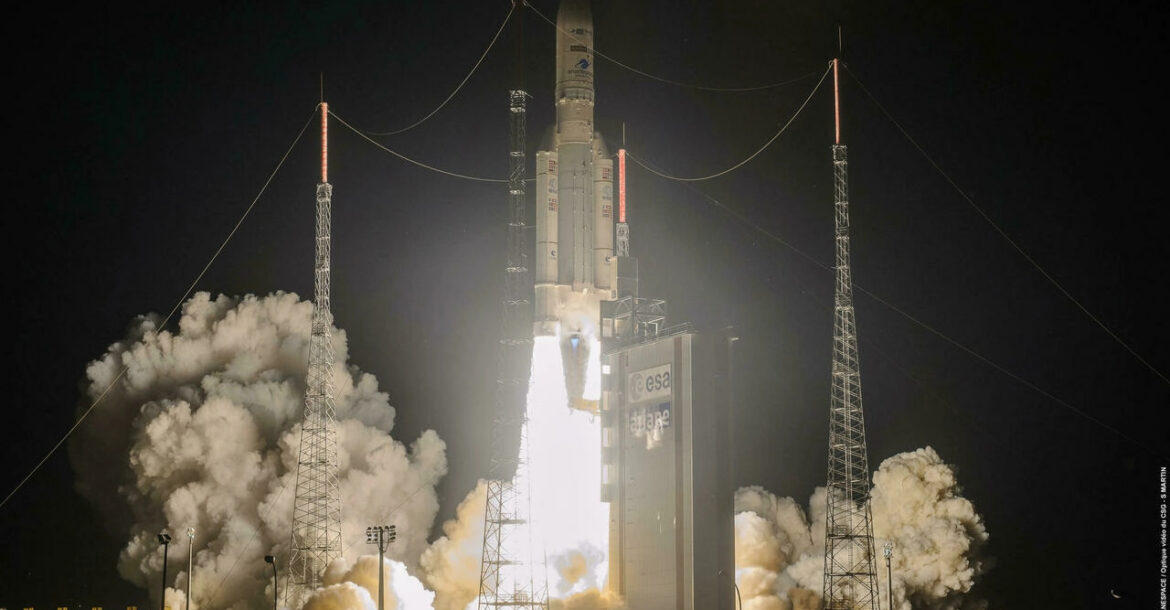 France launched Military Communications Satellite "Syracuse 4A"_50.1