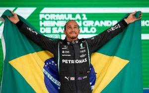 Lewis Hamilton wins 2021 F1 Brazilian Grand Prix_4.1