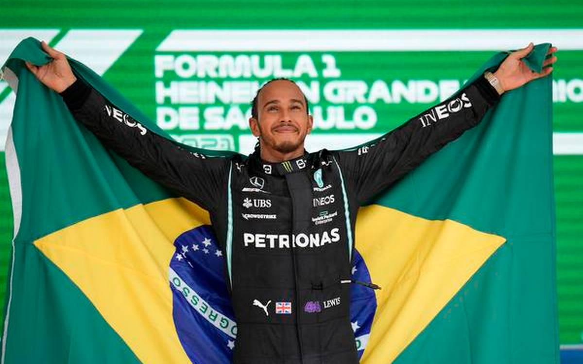 Lewis Hamilton wins 2021 F1 Brazilian Grand Prix_40.1