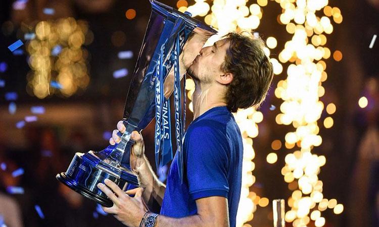 Alexander Zverev beats Daniil Medvedev to win ATP Finals title_40.1