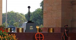 GoI merges eternal flame of Amar Jawan Jyoti with National War Memorial flame_40.1