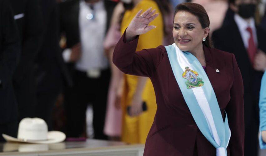 Xiomara Castro sworn in as first female President of Honduras_40.1