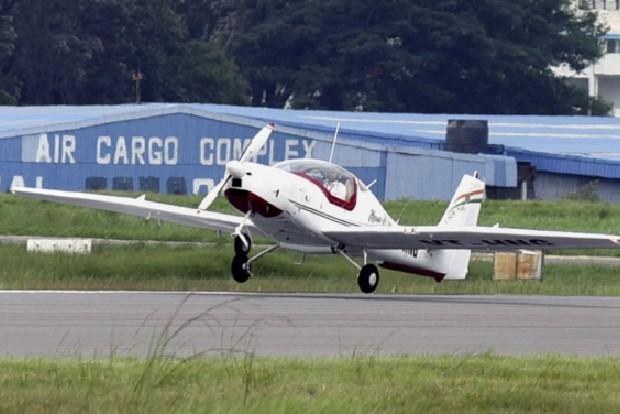 India's first indigenous Flying Trainer HANSA-NG completes sea level trials_40.1