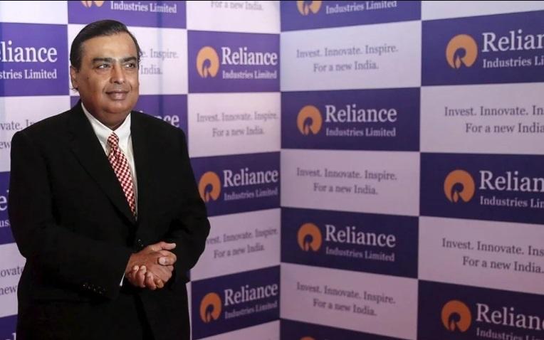 Reliance Industries becomes first Indian company to hit Rs 19 lakh m-cap_50.1