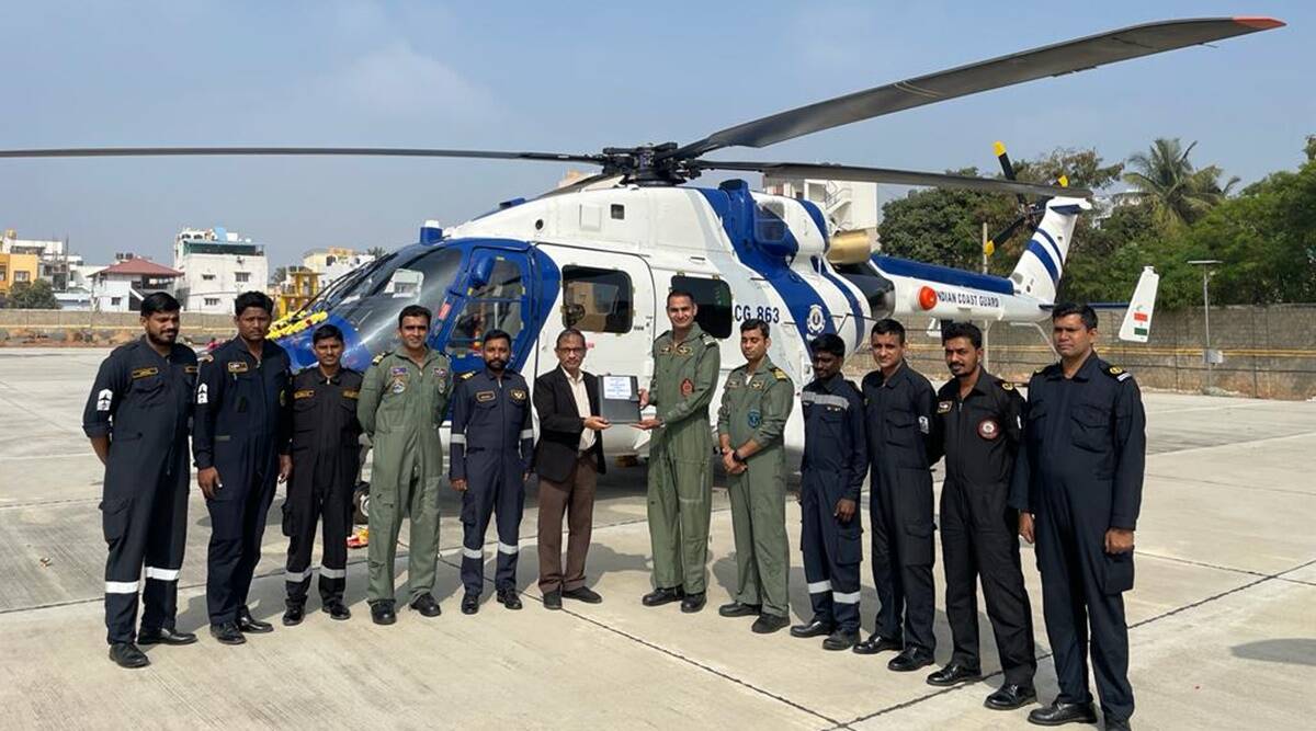 ICG commissions the 845th Air Squadron equipped with Dhruv ALH Mk III helicopters_40.1