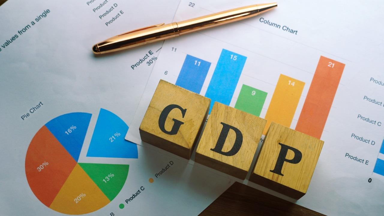 According to SBI report, India's GDP growth to be 8.2-8.5 percent in FY22_40.1