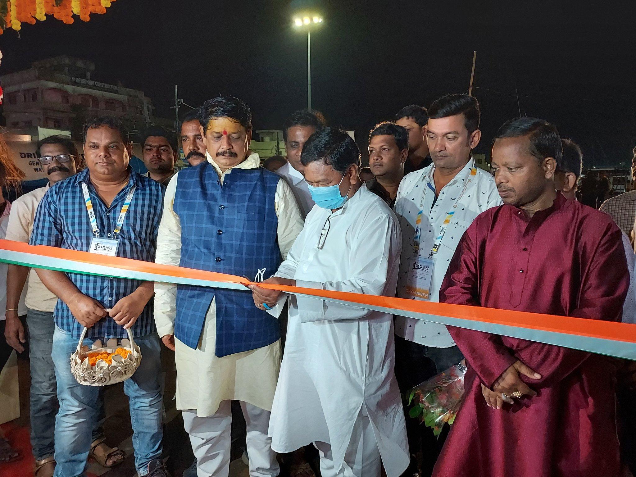 Union Minister Bishweswar Tudu inaugurates 20th Folk Fair in Odisha's Puri_30.1