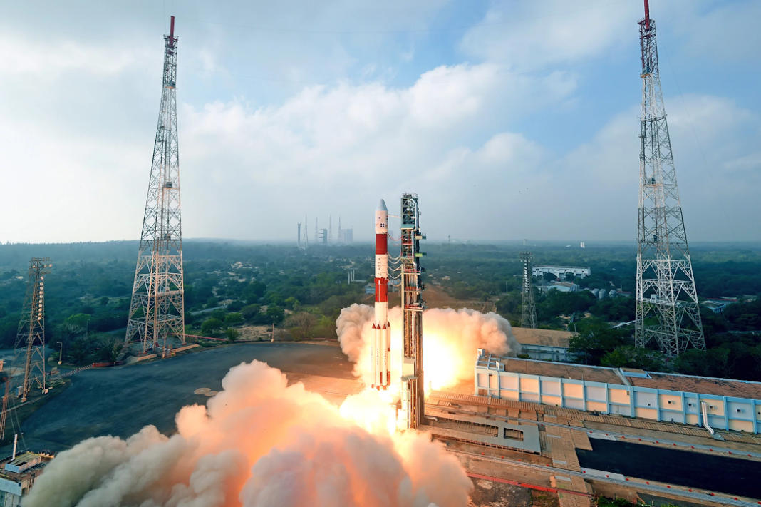 Isro successfully tests cryogenic engine of its rocket for the moon mission_40.1