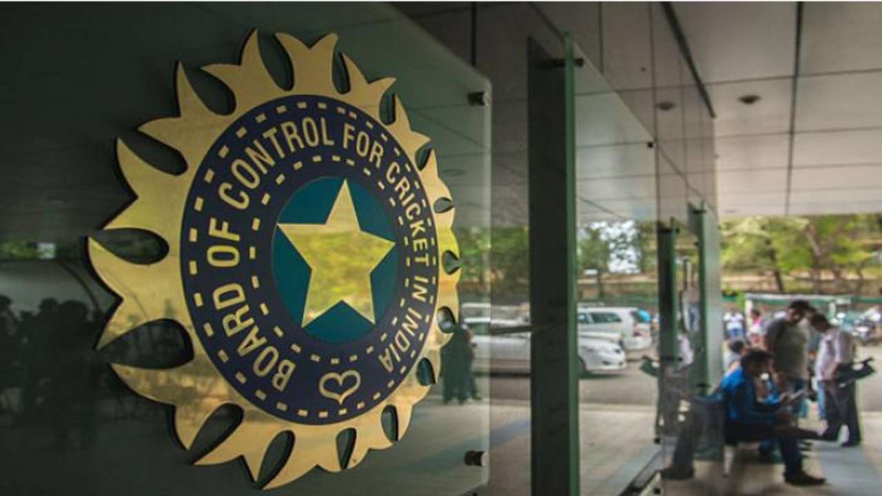 BCCI Dissolves 4-Member National Selection Committee Headed by Chetan Sharma_40.1