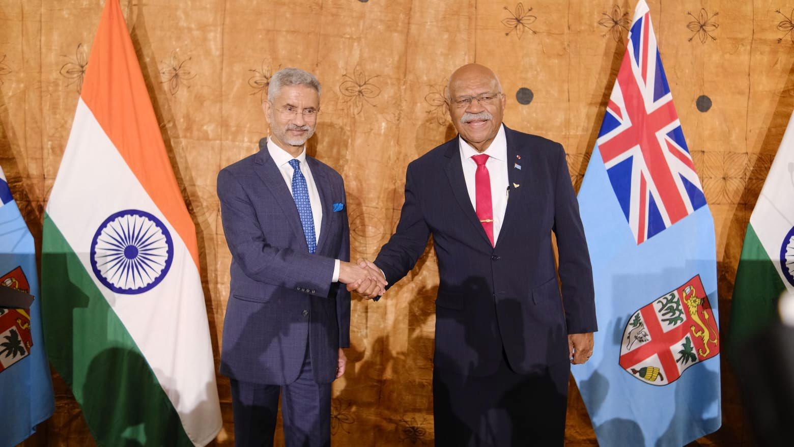 India, Fiji Ink MoU on visa exemption for diplomatic, official passport holders_50.1