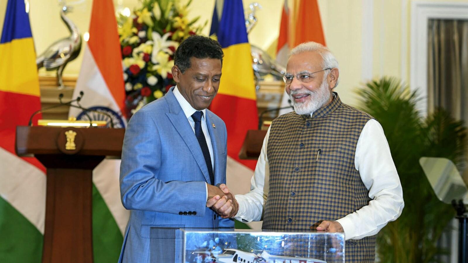 India, Seychelles sign pact on information sharing in maritime security_30.1