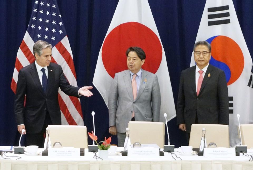 Japan, U.S., South Korea, Taiwan launch 'Chip 4' talks for supply chain_50.1