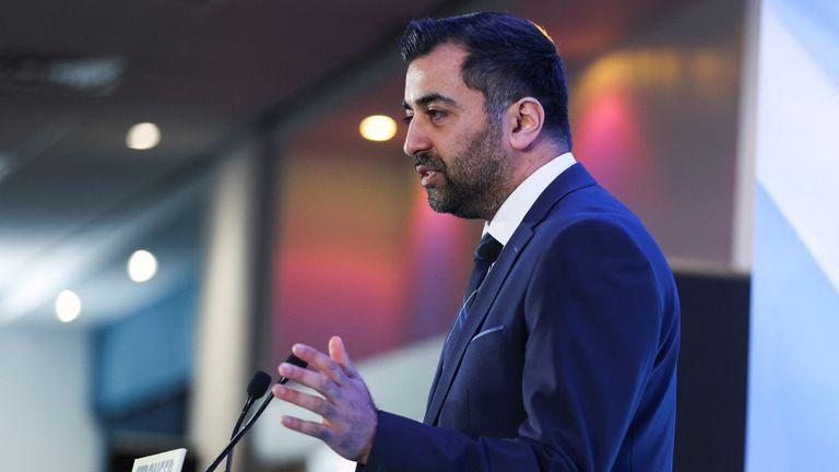 Humza Yousaf elected leader of Scottish National party_40.1
