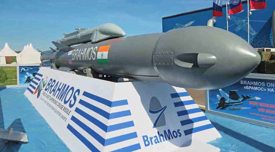 Defence Ministry inks deal worth over Rs 1,700 crore to boost critical weapon system production_40.1