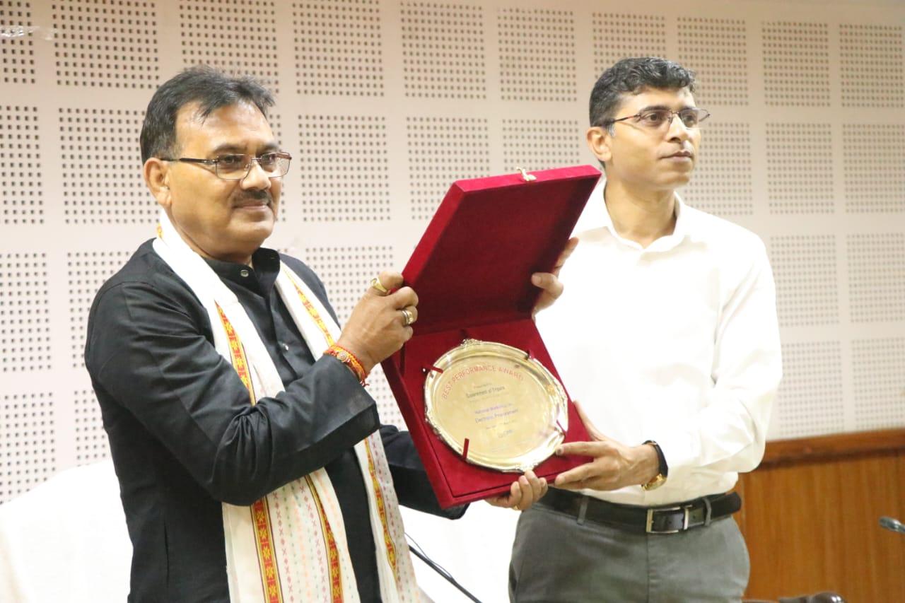 Tripura becomes best performer in northeast in e-procurement, receives award_40.1
