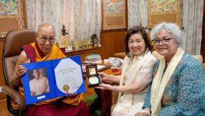 Dalai Lama Gets 1959 Ramon Magsaysay Award In Person After 64 Years_4.1