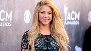 Shakira Receives Billboard's Inaugural Latin Woman of the Year Award_4.1