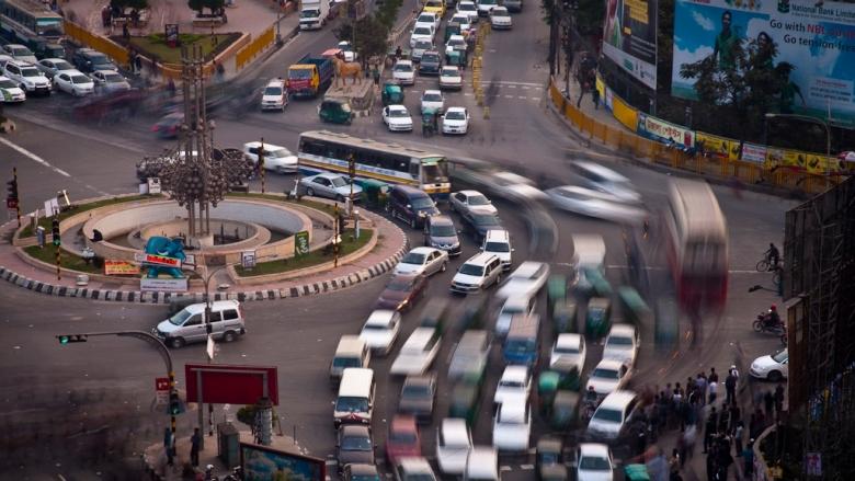 World Bank introduces its initial plan to enhance road safety in South Asia_50.1