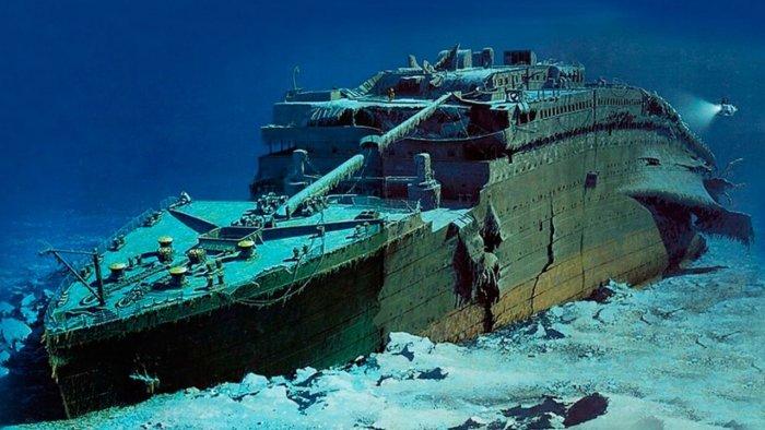 Titanic sub destroyed in 'catastrophic implosion'_50.1