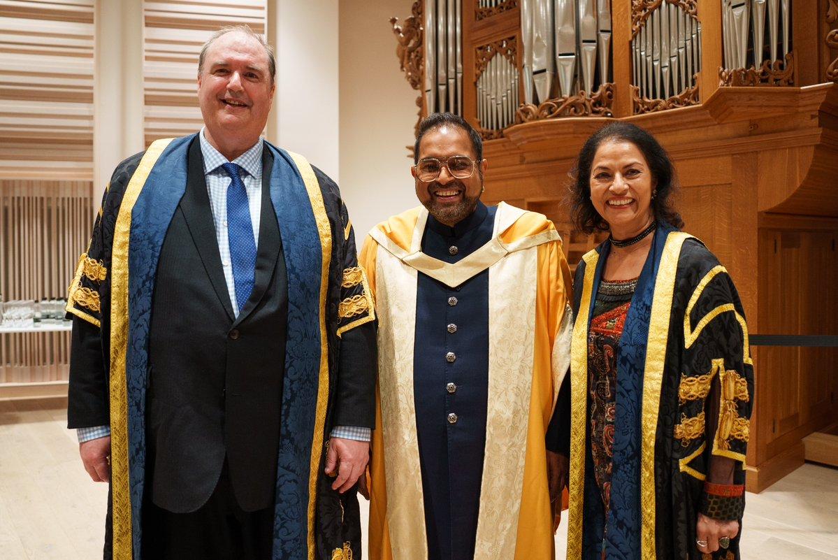 Singer-composer Shankar Mahadevan receives honorary doctorate in UK_50.1