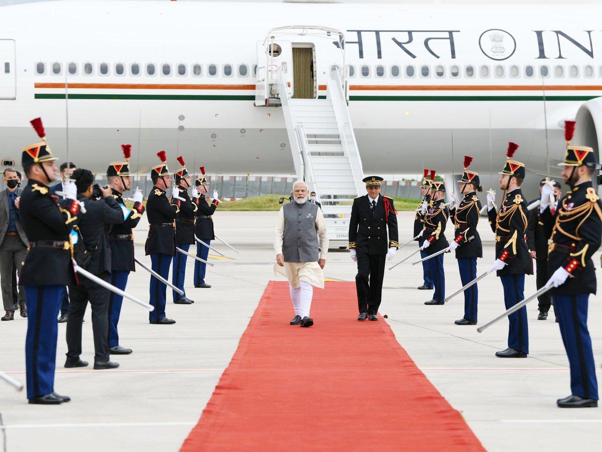 PM Narendra Modi's Visit to France and UAE: Strengthening Bilateral Cooperation_30.1
