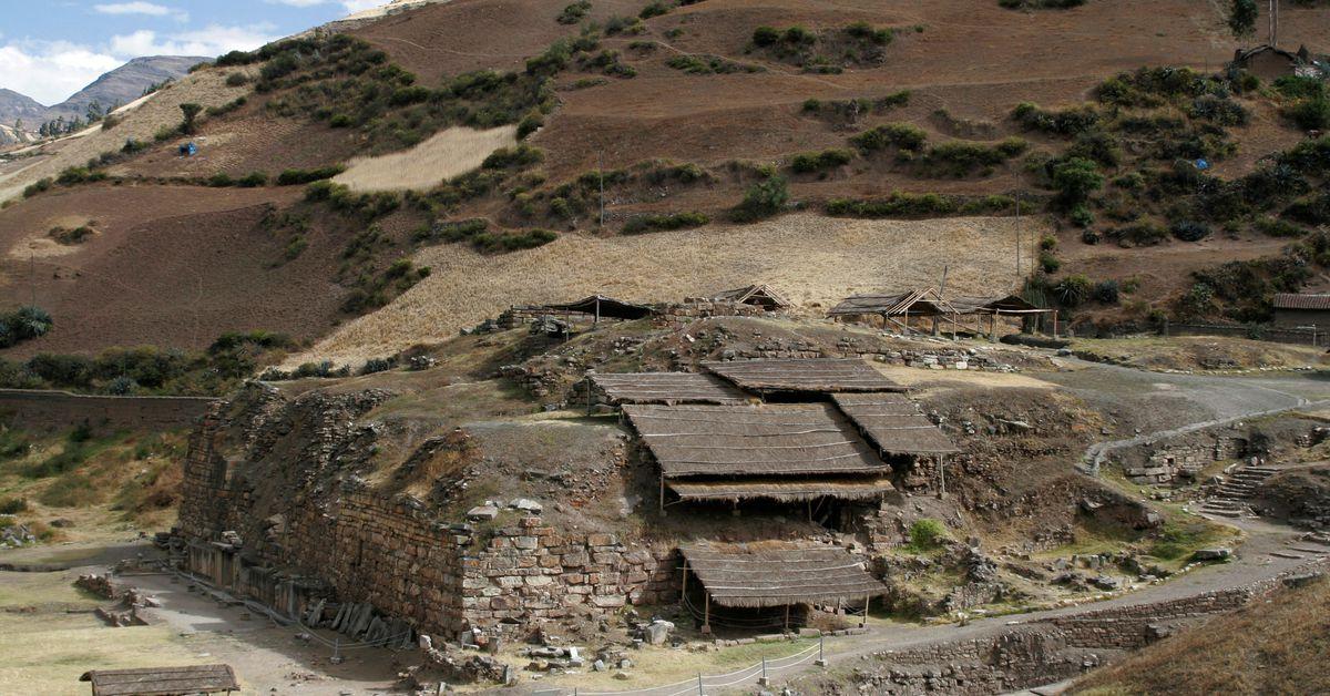 3,000-Year-Old "Condor's Passageway" Discovered at Peru Temple Site_50.1