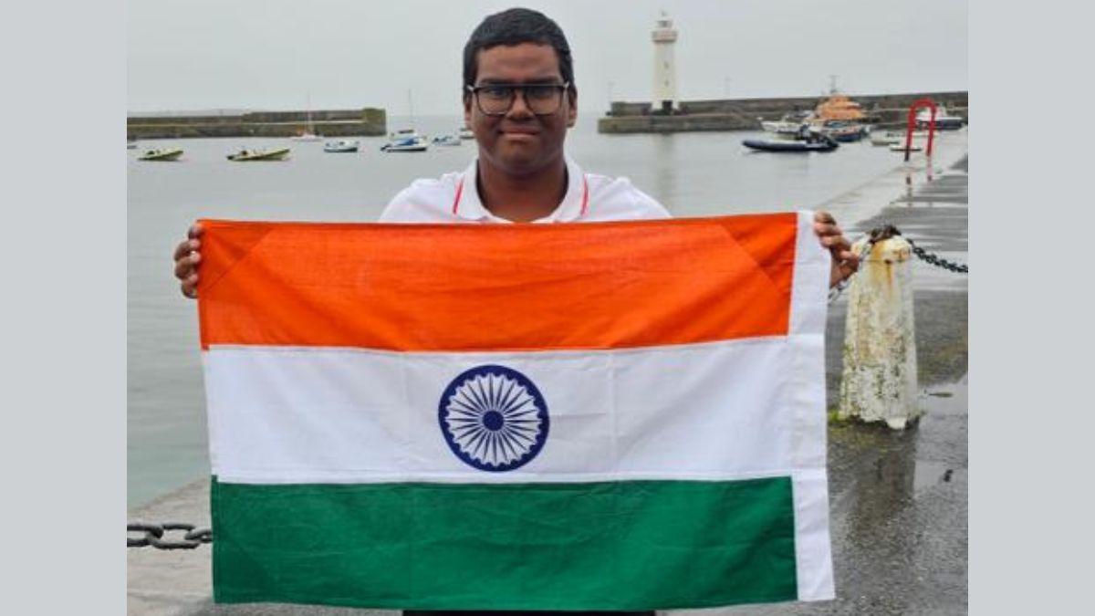 Anshuman Jhingran Becomes Youngest Person To Cross North Channel_50.1