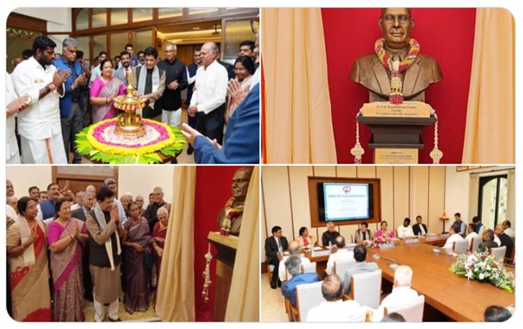 Union Minister Piyush Goyal Unveils Statue of First Finance Minister Of Independent India_30.1