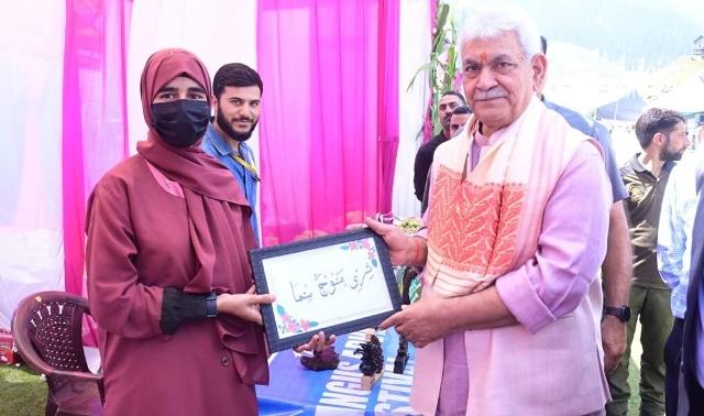 J&K L-G inaugurates Bangus Valley Festival_80.1