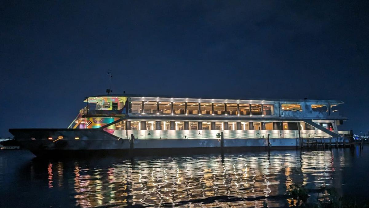 Nitin Gadkari Inaugurates 'Classic Imperial' Luxury Cruise In Kerala_30.1