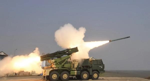 Defence Ministry Approves Rs 2800 Crore Rockets for Pinaka Weapon System_30.1