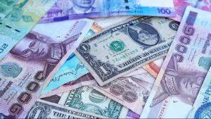 देश का विदेशी मुद्रा भंडार 2.40 अरब डॉलर घटकर तीन महीने के निचले स्तर 560 अरब डॉलर पर आ गया है। |_30.1