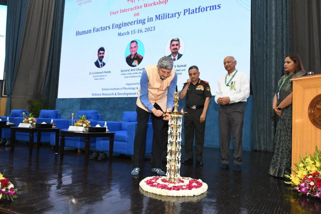 DRDO ने 'सैन्य प्लेटफार्मों में मानव कारक इंजीनियरिंग' पर कार्यशाला का आयोजन किया |_40.1