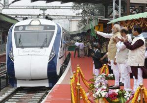 पीएम मोदी ने सिकंदराबाद-तिरुपति वंदे भारत एक्सप्रेस को दिखाई हरी झंडी