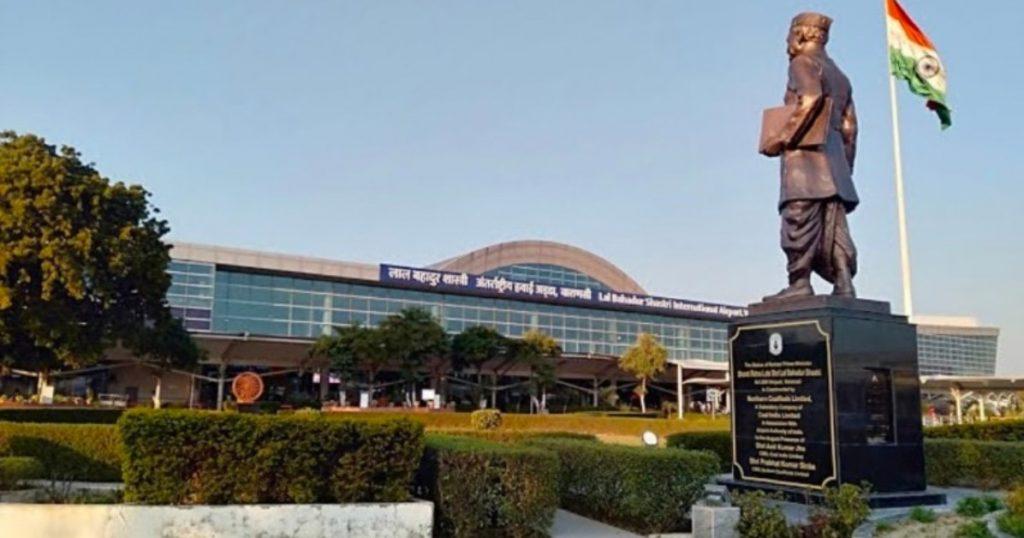 वाराणसी के एलबीएसआई हवाई अड्डे को मिला भारत का पहला रीडिंग लाउंज |_40.1