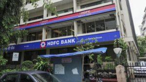 एचडीएफसी बैंक बनी दूसरी मूल्यवान कंपनी, टीसीएस तीसरे स्थान पर खिसकी