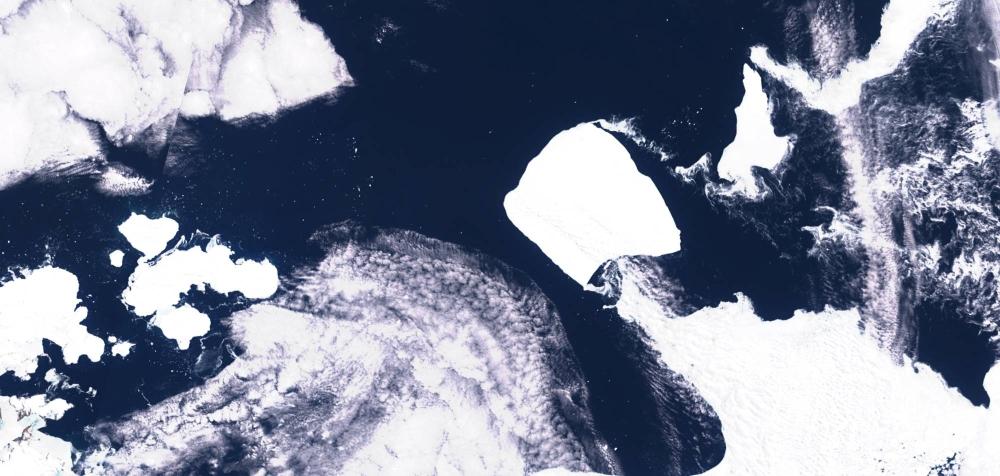 दुनिया का सबसे बड़ा हिमखंड टूटकर दक्षिणी महासागर की ओर बढ़ा |_20.1