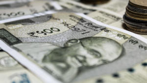 SBI Clerk Salary 2025: In Hand Salary, Pay Scale, Perks and Allowances