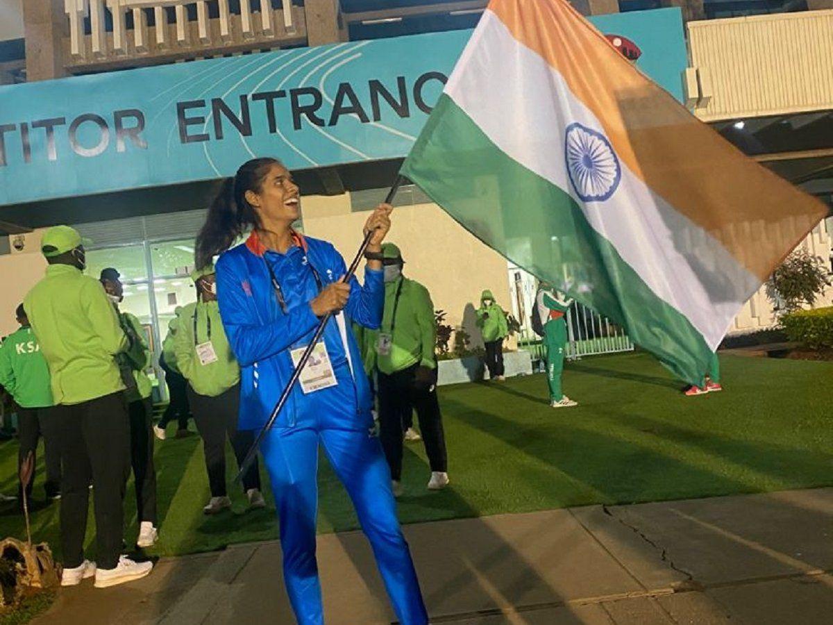 Shaili Singh bags Long Jump silver