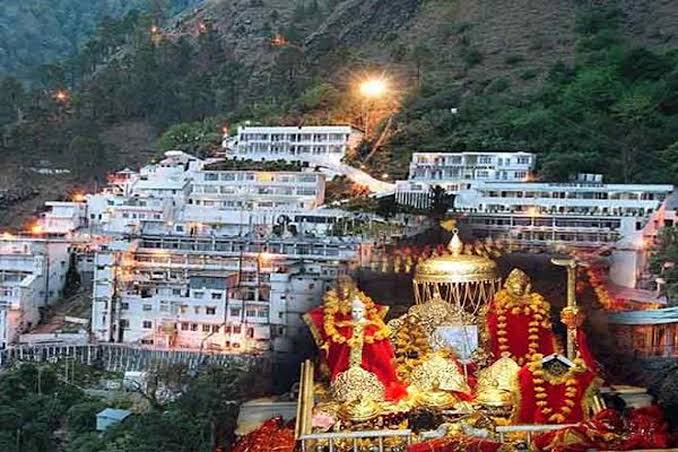 Top 10 Famous Temples in India- World Largest Hindu Temple_17.1