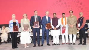 Victoria University - MOU signed with Delhi Govt. for setting up Campus in Delhi