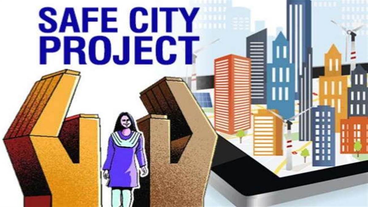 UP Budget 2022-23: सेफ सिटी योजना से मजबूत होगी महिलाओं की सुरक्षा, सभी चौराहों पर लगेंगे सीसी कैमरे व पैनिक बटन - UP Budget 2022 assembly yogi govt budget safe city scheme